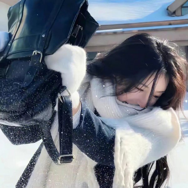 爱长颈鹿的女人